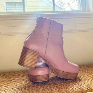 NEW || Lilac Platform Boots